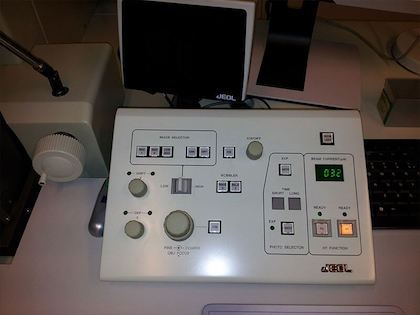 sprzedaż mikroskopu elektronowego